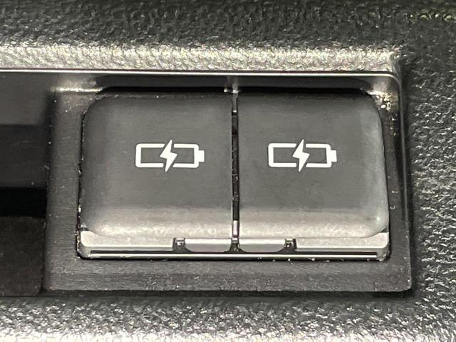 ヴォクシー Ｓ－Ｚ　両側電動スライド　トヨタセーフティセンス　１０型ディスプレイオーディオ　全周囲カメラ　禁煙車　レーダークルーズ　ＥＴＣ　Ｂｌｕｅｔｏｏｔｈ　フルセグ　ハーフレザーシート　コーナーセンサー　ＬＥＤヘッド（70枚目）