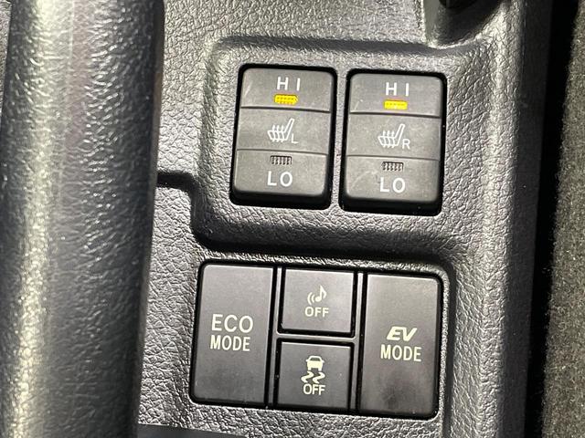 カローラフィールダー ハイブリッドＧ　ダブルバイビー　ナビ　セーフティセンス　禁煙車　シートヒーター　ハーフレザーシート　スマートキー　ＬＥＤヘッド　ＥＴＣ　オートハイビーム　車線逸脱警報　オートライト　オートエアコン　純正１６インチＡＷ　革巻きハンドル（5枚目）