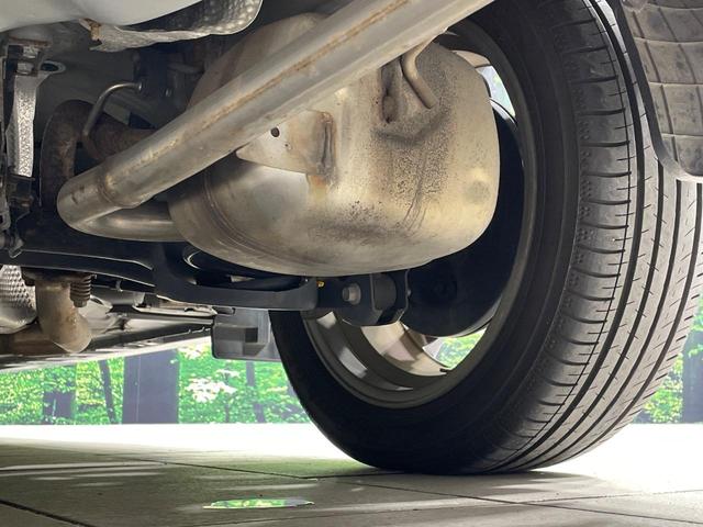 カローラフィールダー ハイブリッドＧ　ダブルバイビー　ナビ　セーフティセンス　禁煙車　シートヒーター　ハーフレザーシート　スマートキー　ＬＥＤヘッド　ＥＴＣ　オートハイビーム　車線逸脱警報　オートライト　オートエアコン　純正１６インチＡＷ　革巻きハンドル（20枚目）