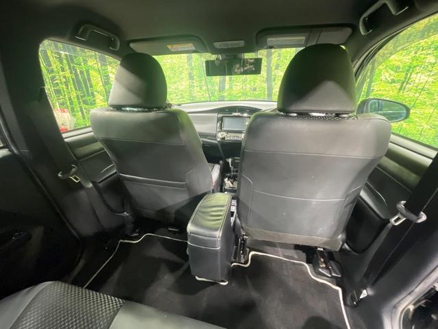 カローラフィールダー ハイブリッドＧ　ダブルバイビー　ナビ　セーフティセンス　禁煙車　シートヒーター　ハーフレザーシート　スマートキー　ＬＥＤヘッド　ＥＴＣ　オートハイビーム　車線逸脱警報　オートライト　オートエアコン　純正１６インチＡＷ　革巻きハンドル（29枚目）