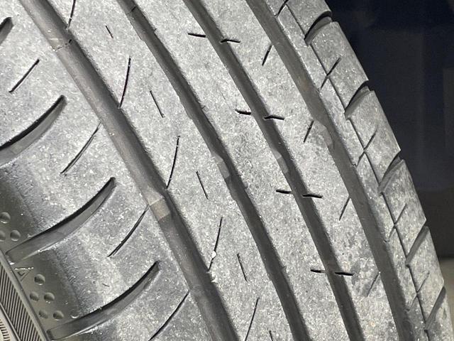 カローラフィールダー ハイブリッドＧ　ダブルバイビー　ナビ　セーフティセンス　禁煙車　シートヒーター　ハーフレザーシート　スマートキー　ＬＥＤヘッド　ＥＴＣ　オートハイビーム　車線逸脱警報　オートライト　オートエアコン　純正１６インチＡＷ　革巻きハンドル（53枚目）