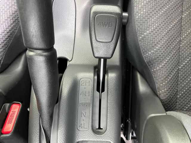 スーパーキャリイ X 4WD MT車 セーフティサポート 禁煙車 コーナーセンサー LEDヘッド ETC オートハイビーム 車線逸脱警報 オートライト LEDフォグ パワーウィンドウ オーディオ(5枚目)