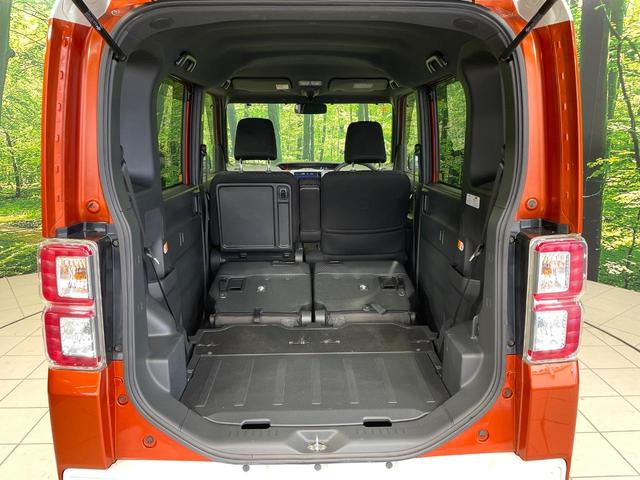 後席を格納すると、これだけの広さが！シーンに合わせたシートアレンジで、大きな荷物も積むことが出来ます♪