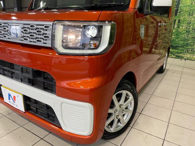 【ＬＥＤヘッドライト】悪天候や夜間走行時も良好な視界を確保し安心して運転できる高輝度ＬＥＤヘッドライトを装備！点灯速度が早く、消費電力も抑えられています。