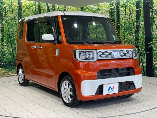 高透明度のガラス皮膜で撥水はもちろん、上質なツヤ・光沢を実現。紫外線や酸性雨から大切な愛車を保護し、色あせ・劣化を防止。「弾スプラッシュコート」、「弾プリミッサコート」からお選びいただけます。