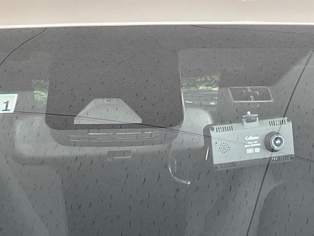 ヤリス Ｘ　４ＷＤ　トヨタセーフティセンス　ディスプレイオーディオ　バックカメラ　寒冷地仕様　レーダークルーズ　ＥＴＣ　Ｂｌｕｅｔｏｏｔｈ　スマートキー　オートハイビーム　車線逸脱警報（3枚目）