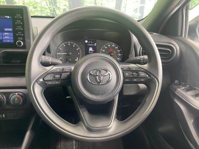 ヤリス Ｘ　４ＷＤ　トヨタセーフティセンス　ディスプレイオーディオ　バックカメラ　寒冷地仕様　レーダークルーズ　ＥＴＣ　Ｂｌｕｅｔｏｏｔｈ　スマートキー　オートハイビーム　車線逸脱警報（11枚目）