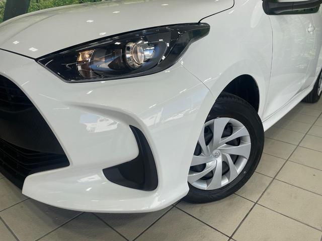 ヤリス Ｘ　４ＷＤ　トヨタセーフティセンス　ディスプレイオーディオ　バックカメラ　寒冷地仕様　レーダークルーズ　ＥＴＣ　Ｂｌｕｅｔｏｏｔｈ　スマートキー　オートハイビーム　車線逸脱警報（12枚目）