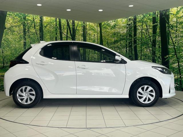 ヤリス Ｘ　４ＷＤ　トヨタセーフティセンス　ディスプレイオーディオ　バックカメラ　寒冷地仕様　レーダークルーズ　ＥＴＣ　Ｂｌｕｅｔｏｏｔｈ　スマートキー　オートハイビーム　車線逸脱警報（30枚目）