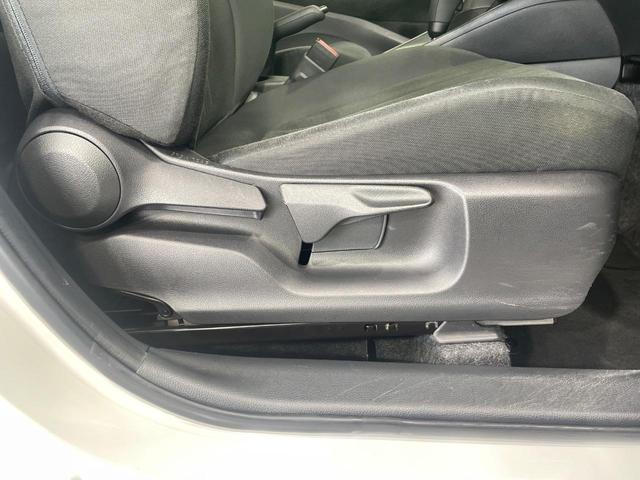 ヤリス Ｘ　４ＷＤ　トヨタセーフティセンス　ディスプレイオーディオ　バックカメラ　寒冷地仕様　レーダークルーズ　ＥＴＣ　Ｂｌｕｅｔｏｏｔｈ　スマートキー　オートハイビーム　車線逸脱警報（42枚目）