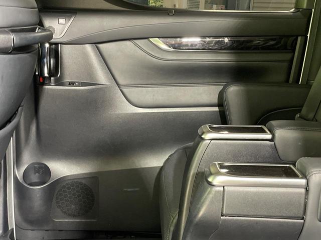 アルファード ２．５Ｓ　Ｃパッケージ　４ＷＤ　両側電動スライド　後席モニター　全周囲カメラ　ＪＢＬサウンド　セーフティセンス　レーダークルーズ　禁煙車　電動リアゲート　前席シートエアコン　前後席パワーシート　コーナーセンサー（48枚目）