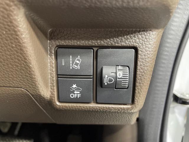 N-BOX EX・ターボ 両側電動ドア バックカメラ 衝突被害軽減システム 禁煙車 スマートキー LEDヘッド ビルトインETC オートハイビーム 車線逸脱警報 オートライト オートエアコン Bluetooth CD 地デジ(23枚目)