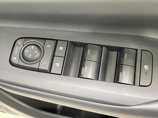 プリウス X バックカメラ 100V電源 衝突被害軽減システム レーダークルーズ 禁煙車 ドラレコ コーナーセンサー スマートキー LEDヘッド ETC2.0 オートハイビーム 車線逸脱警報 オートライト(30枚目)