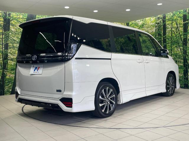 ヴォクシー ハイブリッドＳ－Ｚ　モデリスタエアロ　両側電動ドア　全周囲カメラ　衝突被害軽減システム　レーダークルーズ　禁煙車　コーナーセンサー　スマートキー　ＬＥＤヘッド　ＥＴＣ２．０　純正１７インチアルミ　オートハイビーム（24枚目）