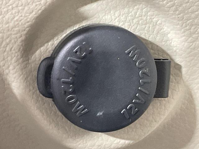 アルトラパン Ｓ　ＳＤナビ　全周囲カメラ　衝突被害軽減システム　Ｂｌｕｅｔｏｏｔｈ接続　シートヒーター　ドラレコ　スマートキー　ＨＩＤヘッド　ビルトインＥＴＣ　オートライト　ＣＤ　ＤＶＤ再生　フルセグ（46枚目）