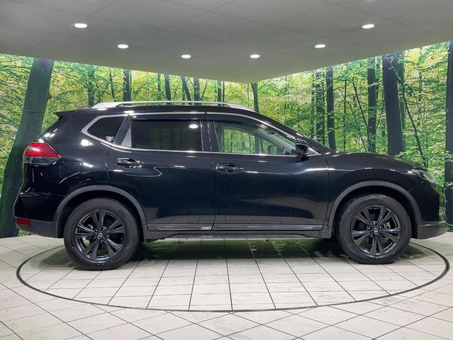 高透明度のガラス皮膜で撥水はもちろん、上質なツヤ・光沢を実現。紫外線や酸性雨から大切な愛車を保護し、色あせ・劣化を防止。「弾スプラッシュコート」、「弾プリミッサコート」からお選びいただけます。