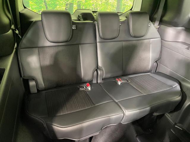 ステップワゴン ｅ：ＨＥＶスパーダ　両側電動ドア　純正１１型ナビ　バックカメラ　衝突被害軽減システム　Ｂｌｕｅｔｏｏｔｈ接続　レーダークルーズ　電動リアゲート　ハーフレザーシート　コーナーセンサー　スマートキー　ＬＥＤヘッド（11枚目）