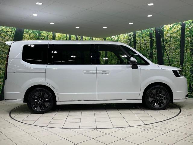 ステップワゴン ｅ：ＨＥＶスパーダ　両側電動ドア　純正１１型ナビ　バックカメラ　衝突被害軽減システム　Ｂｌｕｅｔｏｏｔｈ接続　レーダークルーズ　電動リアゲート　ハーフレザーシート　コーナーセンサー　スマートキー　ＬＥＤヘッド（18枚目）