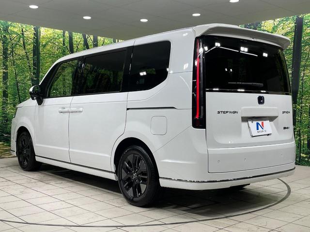 ステップワゴン ｅ：ＨＥＶスパーダ　両側電動ドア　純正１１型ナビ　バックカメラ　衝突被害軽減システム　Ｂｌｕｅｔｏｏｔｈ接続　レーダークルーズ　電動リアゲート　ハーフレザーシート　コーナーセンサー　スマートキー　ＬＥＤヘッド（23枚目）