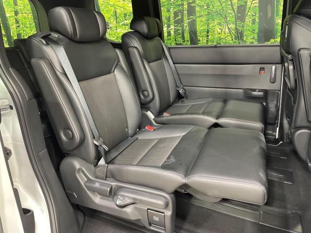 ステップワゴン ｅ：ＨＥＶスパーダ　両側電動ドア　純正１１型ナビ　バックカメラ　衝突被害軽減システム　Ｂｌｕｅｔｏｏｔｈ接続　レーダークルーズ　電動リアゲート　ハーフレザーシート　コーナーセンサー　スマートキー　ＬＥＤヘッド（26枚目）