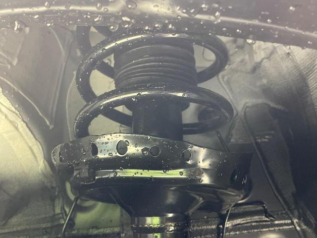 ステップワゴン ｅ：ＨＥＶスパーダ　両側電動ドア　純正１１型ナビ　バックカメラ　衝突被害軽減システム　Ｂｌｕｅｔｏｏｔｈ接続　レーダークルーズ　電動リアゲート　ハーフレザーシート　コーナーセンサー　スマートキー　ＬＥＤヘッド（33枚目）