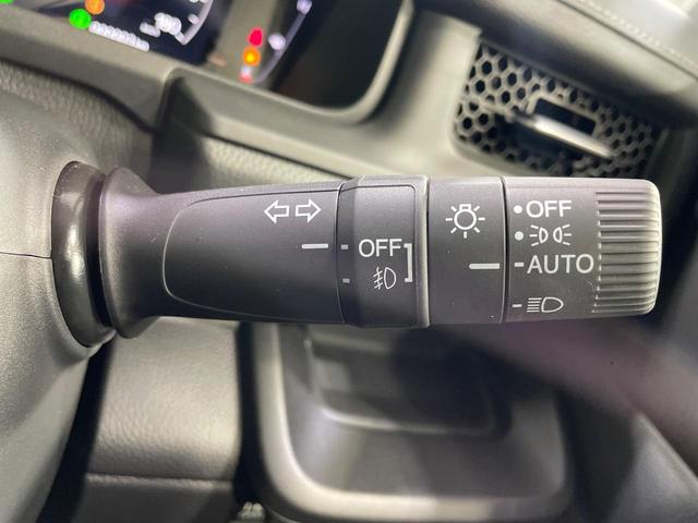 ステップワゴン ｅ：ＨＥＶスパーダ　両側電動ドア　純正１１型ナビ　バックカメラ　衝突被害軽減システム　Ｂｌｕｅｔｏｏｔｈ接続　レーダークルーズ　電動リアゲート　ハーフレザーシート　コーナーセンサー　スマートキー　ＬＥＤヘッド（41枚目）