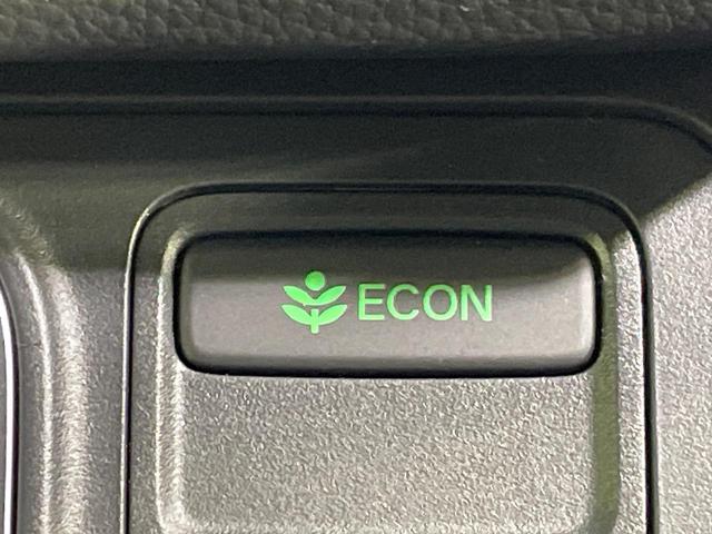 ステップワゴン ｅ：ＨＥＶスパーダ　両側電動ドア　純正１１型ナビ　バックカメラ　衝突被害軽減システム　Ｂｌｕｅｔｏｏｔｈ接続　レーダークルーズ　電動リアゲート　ハーフレザーシート　コーナーセンサー　スマートキー　ＬＥＤヘッド（44枚目）