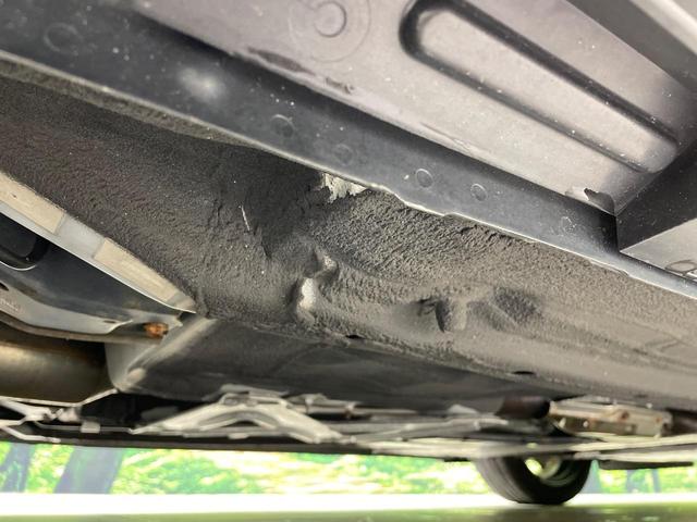 お車を安心してお乗りいただく為には、足回りの定期点検が欠かせません。サービスサポート（有償保証）では無料点検もご提供しており、安心のカーライフをお過ごしいただけるサポート体制が整っています。