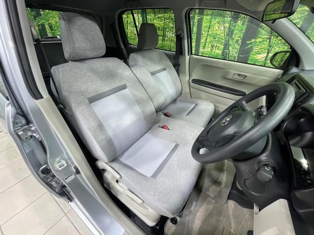 パッソ X LパッケージS スマートアシスト3 コーナーセンサー スマートキー オートハイビーム オートライト オートエアコン CD プライバシーガラス 電動格納ミラー(8枚目)