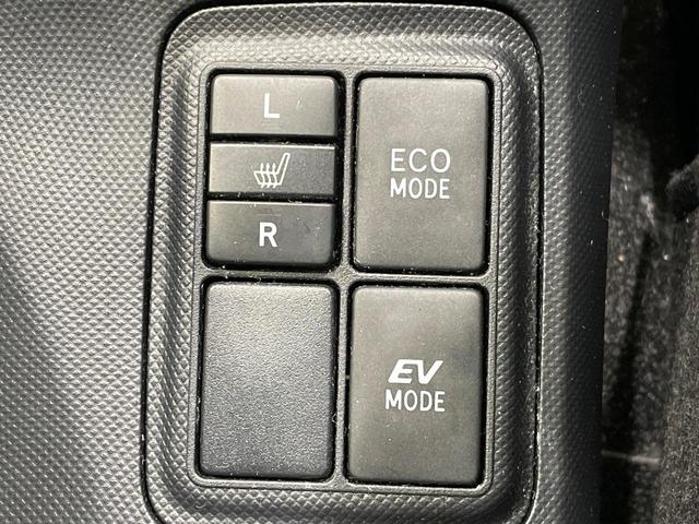 アクア Ｇブラックソフトレザーセレクション　純正ＨＤＤナビ　バックカメラ　禁煙車　ハーフレザーシート　スマートキー　ビルトインＥＴＣ　オートライト　オートエアコン　Ｂｌｕｅｔｏｏｔｈ　ＣＤ　ＤＶＤ再生（6枚目）