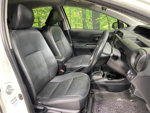 アクア Ｇブラックソフトレザーセレクション　純正ＨＤＤナビ　バックカメラ　禁煙車　ハーフレザーシート　スマートキー　ビルトインＥＴＣ　オートライト　オートエアコン　Ｂｌｕｅｔｏｏｔｈ　ＣＤ　ＤＶＤ再生（8枚目）