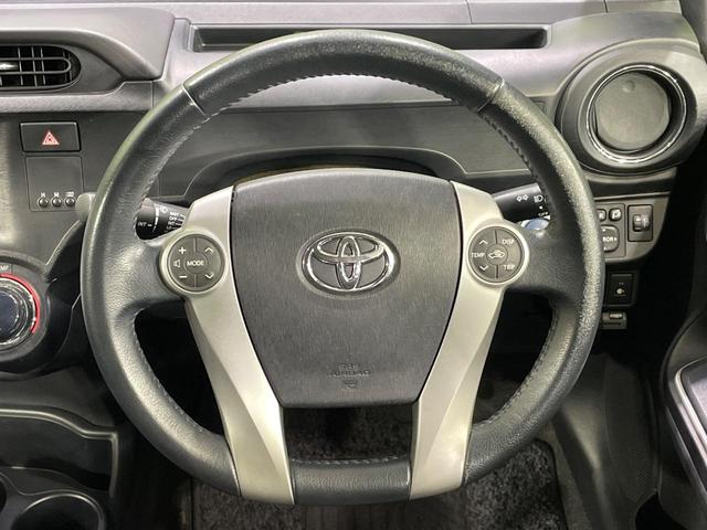 アクア Ｇブラックソフトレザーセレクション　純正ＨＤＤナビ　バックカメラ　禁煙車　ハーフレザーシート　スマートキー　ビルトインＥＴＣ　オートライト　オートエアコン　Ｂｌｕｅｔｏｏｔｈ　ＣＤ　ＤＶＤ再生（11枚目）