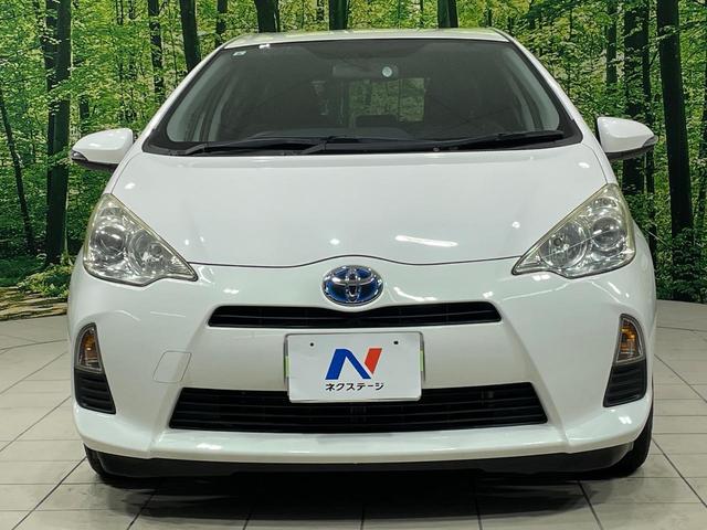 アクア Ｇブラックソフトレザーセレクション　純正ＨＤＤナビ　バックカメラ　禁煙車　ハーフレザーシート　スマートキー　ビルトインＥＴＣ　オートライト　オートエアコン　Ｂｌｕｅｔｏｏｔｈ　ＣＤ　ＤＶＤ再生（14枚目）