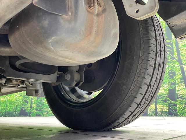 アクア Ｇブラックソフトレザーセレクション　純正ＨＤＤナビ　バックカメラ　禁煙車　ハーフレザーシート　スマートキー　ビルトインＥＴＣ　オートライト　オートエアコン　Ｂｌｕｅｔｏｏｔｈ　ＣＤ　ＤＶＤ再生（20枚目）