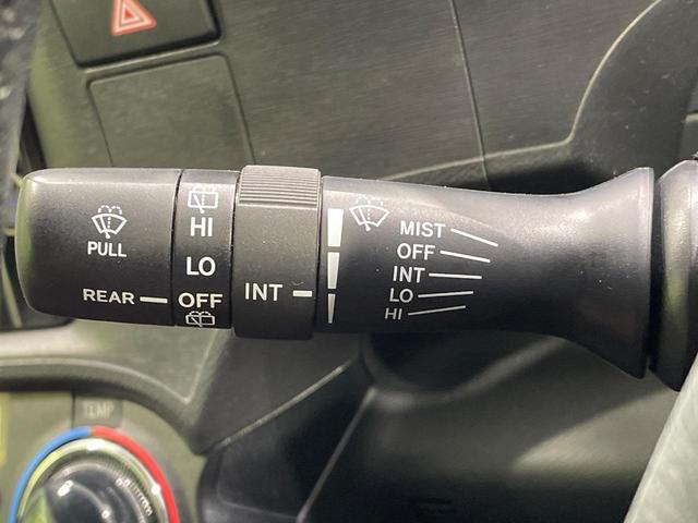 アクア Ｇブラックソフトレザーセレクション　純正ＨＤＤナビ　バックカメラ　禁煙車　ハーフレザーシート　スマートキー　ビルトインＥＴＣ　オートライト　オートエアコン　Ｂｌｕｅｔｏｏｔｈ　ＣＤ　ＤＶＤ再生（29枚目）