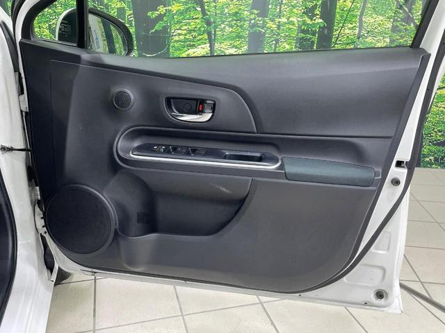 アクア Ｇブラックソフトレザーセレクション　純正ＨＤＤナビ　バックカメラ　禁煙車　ハーフレザーシート　スマートキー　ビルトインＥＴＣ　オートライト　オートエアコン　Ｂｌｕｅｔｏｏｔｈ　ＣＤ　ＤＶＤ再生（42枚目）