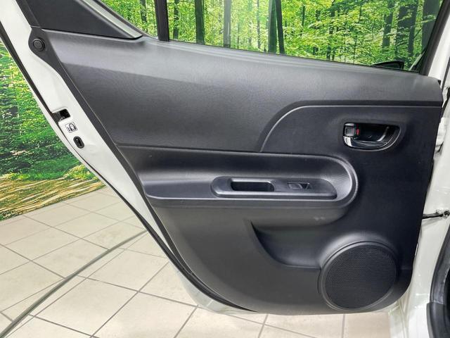 アクア Ｇブラックソフトレザーセレクション　純正ＨＤＤナビ　バックカメラ　禁煙車　ハーフレザーシート　スマートキー　ビルトインＥＴＣ　オートライト　オートエアコン　Ｂｌｕｅｔｏｏｔｈ　ＣＤ　ＤＶＤ再生（47枚目）