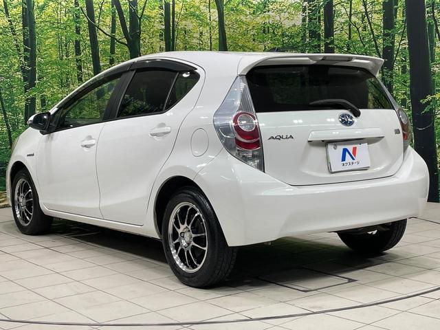 アクア Ｇブラックソフトレザーセレクション　純正ＨＤＤナビ　バックカメラ　禁煙車　ハーフレザーシート　スマートキー　ビルトインＥＴＣ　オートライト　オートエアコン　Ｂｌｕｅｔｏｏｔｈ　ＣＤ　ＤＶＤ再生（58枚目）