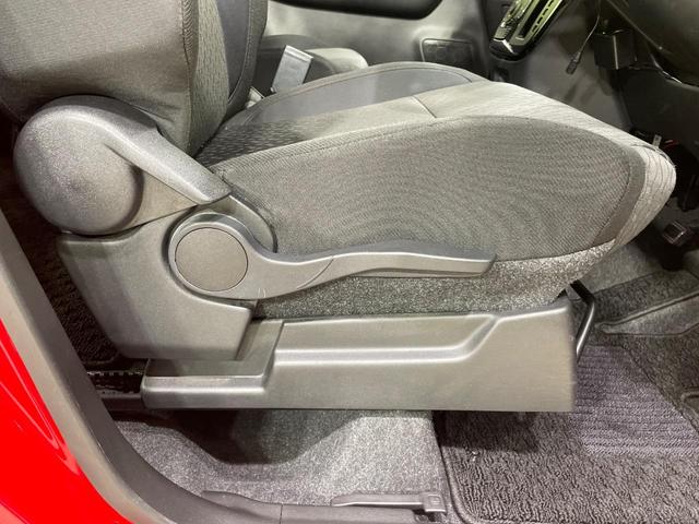 ソリオバンディット ハイブリッドＳＶ　純正８型ナビ　衝突被害軽減システム　電動スライドドア　禁煙車　Ｂｌｕｅｔｏｏｔｈ接続　フルセグ　シートヒーター　ＬＥＤヘッド　ＥＴＣ　クルコン　車線逸脱警報　オートライト　オートエアコン（30枚目）