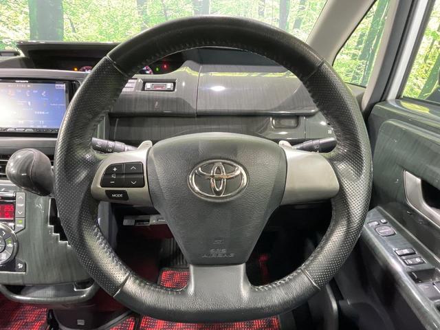 ノア Si 4WD 両側電動ドア SDナビ バックカメラ 禁煙車 スマートキー HIDヘッド ビルトインETC オートライト オートエアコン リアエアコン Bluetooth CD DVD再生 フルセグ(12枚目)