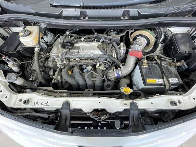 ノア Si 4WD 両側電動ドア SDナビ バックカメラ 禁煙車 スマートキー HIDヘッド ビルトインETC オートライト オートエアコン リアエアコン Bluetooth CD DVD再生 フルセグ(18枚目)