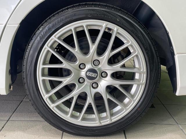 ノア Si 4WD 両側電動ドア SDナビ バックカメラ 禁煙車 スマートキー HIDヘッド ビルトインETC オートライト オートエアコン リアエアコン Bluetooth CD DVD再生 フルセグ(53枚目)