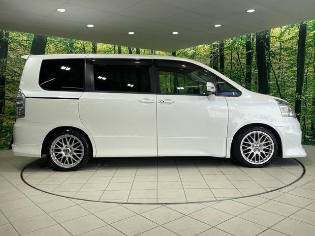 ノア Si 4WD 両側電動ドア SDナビ バックカメラ 禁煙車 スマートキー HIDヘッド ビルトインETC オートライト オートエアコン リアエアコン Bluetooth CD DVD再生 フルセグ(55枚目)