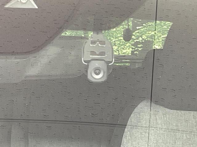 ＭＸ－３０ ベースグレード　禁煙　衝突軽減装置　純正８．８型ナビ　全周囲カメラ　ＢＯＳＥサウント　レーダークルーズ　メモリー機能付きパワーシート　コーナーセンサー　スマートキー　ＬＥＤヘッド　ビルトインＥＴＣ　純正１８インチＡＷ（31枚目）