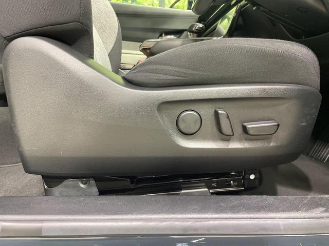 ＭＸ－３０ ベースグレード　禁煙　衝突軽減装置　純正８．８型ナビ　全周囲カメラ　ＢＯＳＥサウント　レーダークルーズ　メモリー機能付きパワーシート　コーナーセンサー　スマートキー　ＬＥＤヘッド　ビルトインＥＴＣ　純正１８インチＡＷ（41枚目）