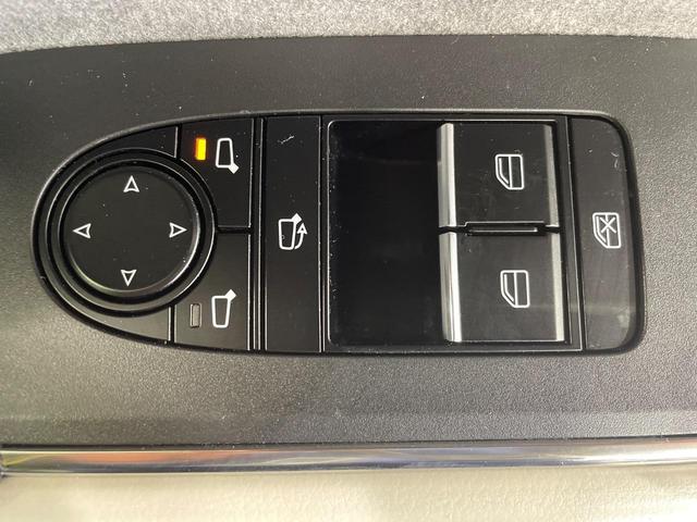 ＭＸ－３０ ベースグレード　禁煙　衝突軽減装置　純正８．８型ナビ　全周囲カメラ　ＢＯＳＥサウント　レーダークルーズ　メモリー機能付きパワーシート　コーナーセンサー　スマートキー　ＬＥＤヘッド　ビルトインＥＴＣ　純正１８インチＡＷ（46枚目）