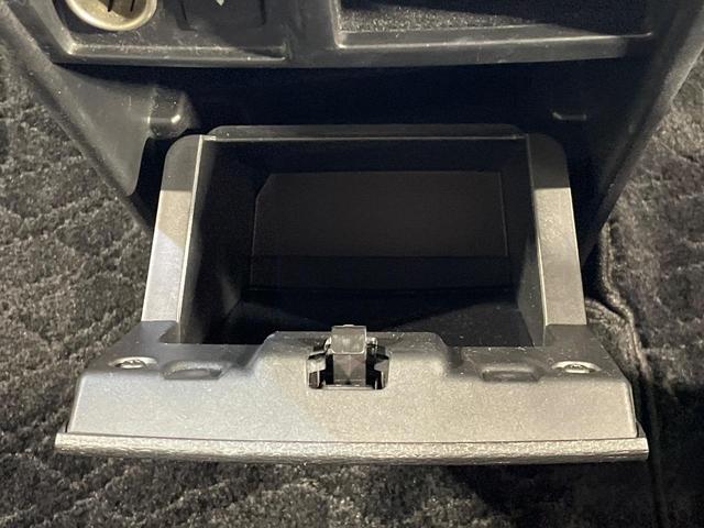 デリカD:5 ジャスパー 4WD ディーゼル(軽油) 両側電動スライドドア 純正10型ナビ 後席モニター 全周囲カメラ 衝突被害軽減システム レーダークルーズコントロール 禁煙車 ハーフレザーシート ETC(44枚目)