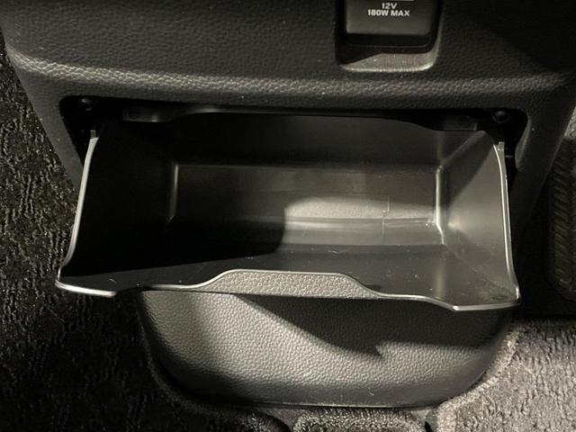 Ｎ－ＢＯＸカスタム Ｌ　両側電動ドア　１０型ナビ　バックカメラ　衝突被害軽減システム　Ｂｌｕｅｔｏｏｔｈ　シートヒーター　フルセグ　アダプティブクルーズ　禁煙車　ＬＥＤヘッド　ＥＴＣ　車線逸脱警報　オートハイビーム（37枚目）