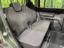 後部座席も気になるようなキズ・汚れやへたり等、大きなダメージはなく、良好な状態です。