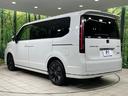ｅ：ＨＥＶスパーダ　両側電動ドア　純正１１型ナビ　バックカメラ　衝突被害軽減システム　Ｂｌｕｅｔｏｏｔｈ接続　レーダークルーズ　電動リアゲート　ハーフレザーシート　コーナーセンサー　スマートキー　ＬＥＤヘッド（23枚目）